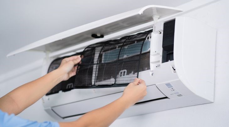 Điều Hòa Không Mát Chỉ Thổi Gió: Nguyên Nhân Thường Gặp và Cách Khắc Phục Hiệu Quả